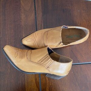 Tan Leather Western Shoes